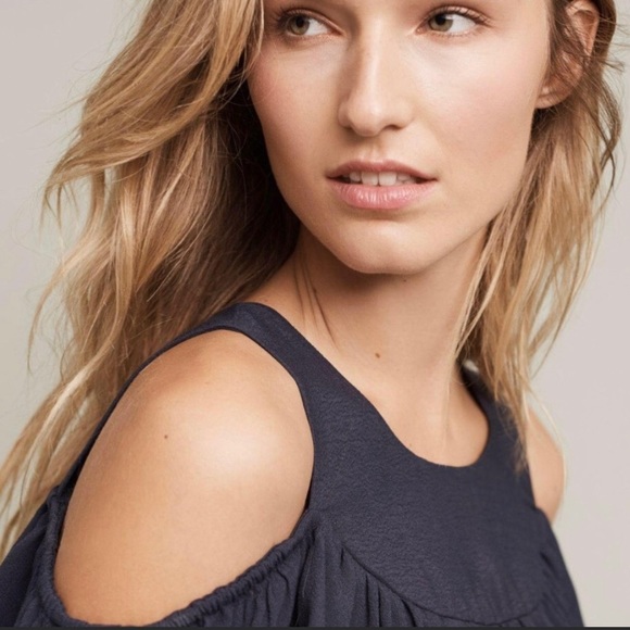 Anthropologie Maeve Navy off the shoulder top 2 - Picture 3 of 12